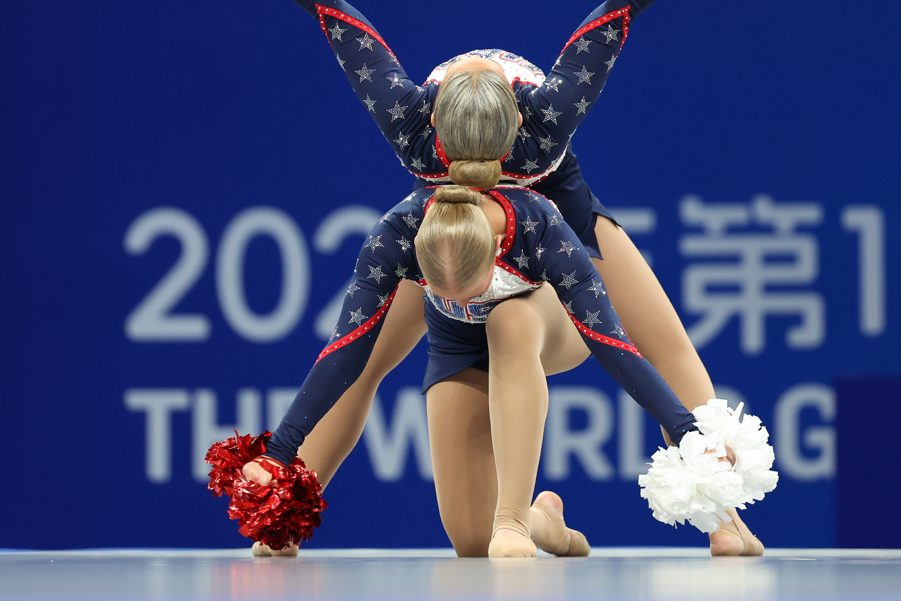 全球热议!体操场外八卦引关注的简单介绍 全球热议!体操场外八卦引关注的简单介绍