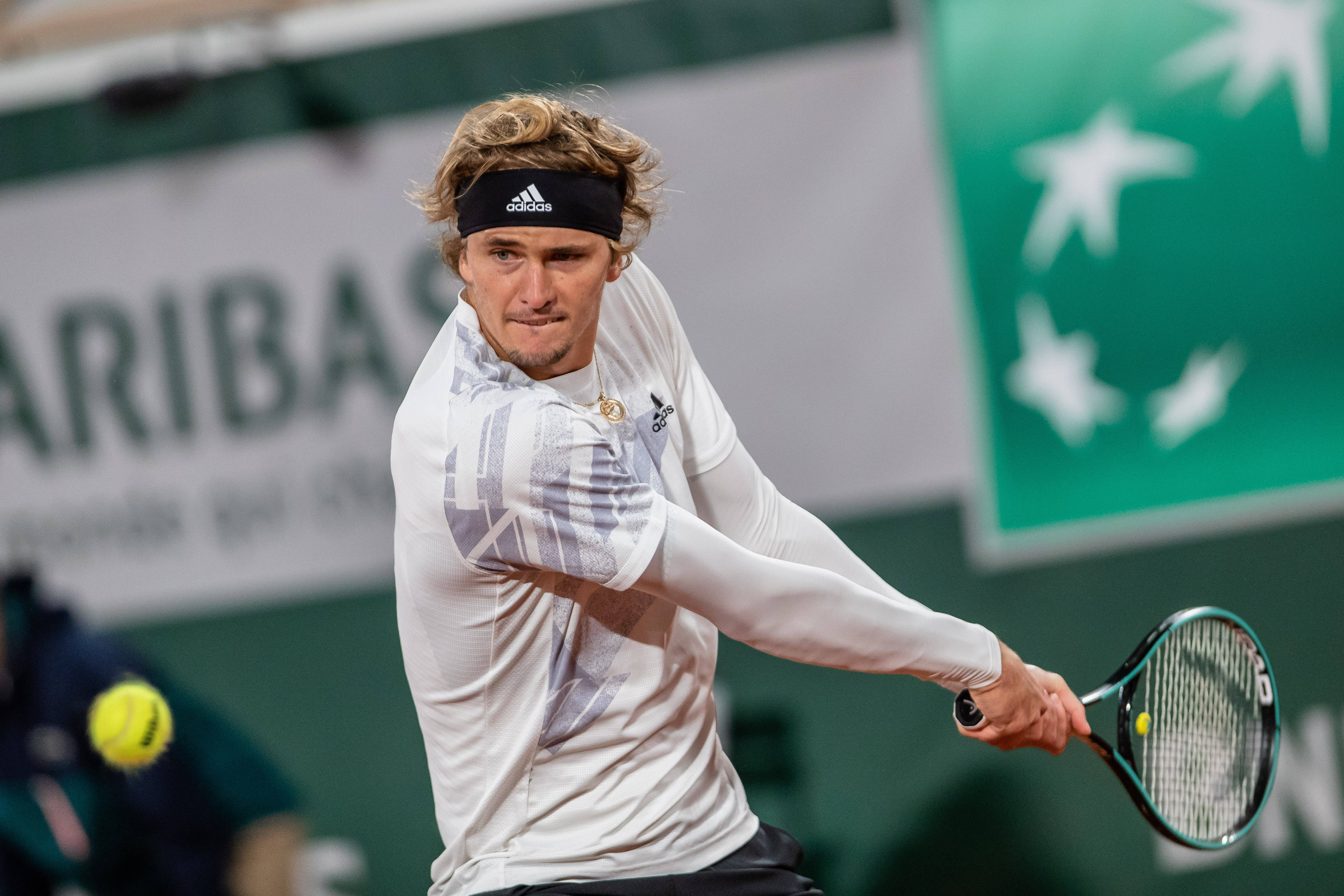 澳网横扫法网,兹维列夫点燃赛场 澳网横扫法网,兹维列夫点燃赛场