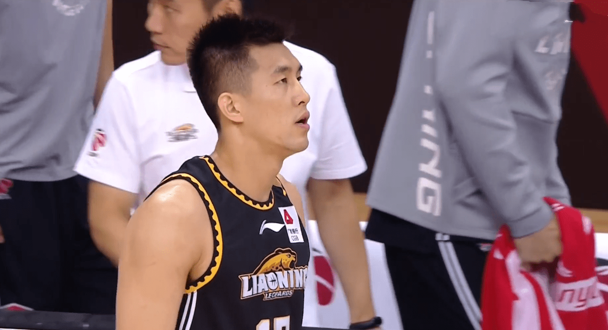 快船力克天津队,郭艾伦状态火热 快船力克天津队,郭艾伦状态火热