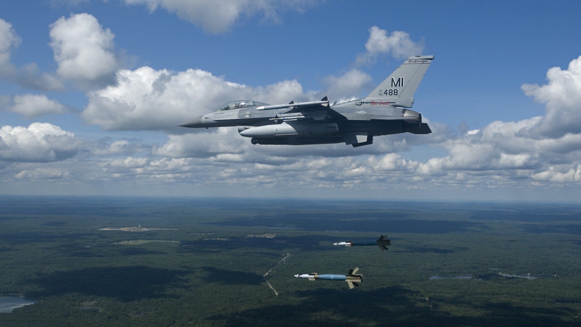 开云体育入口-唯一性的闪耀，牙买加决胜局与F1街道赛的传奇时刻