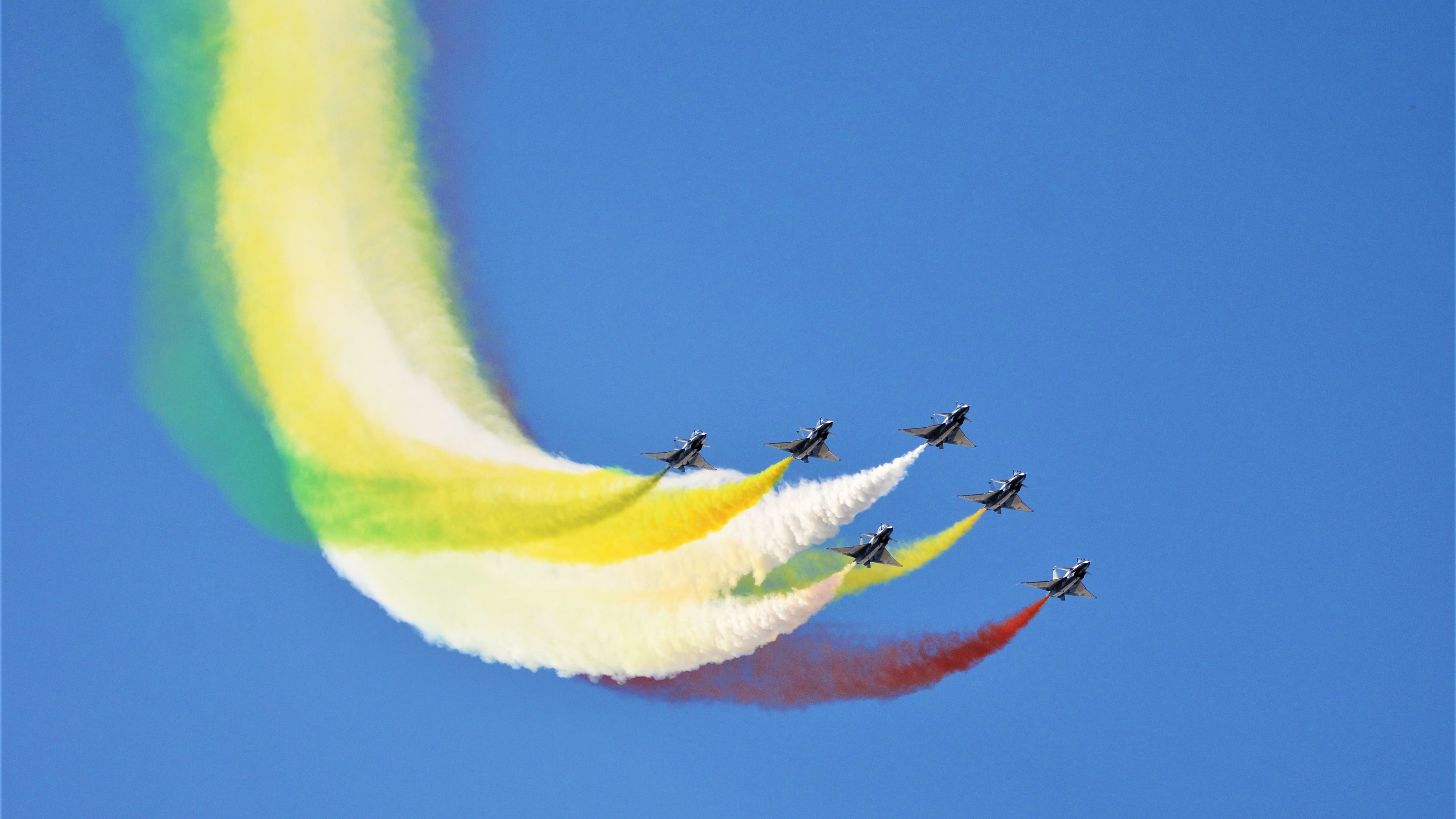 欧冠决赛惊现篮球绝技?杰伦格林隔空觉醒,迈阿密热火的基因在绿茵场轰鸣